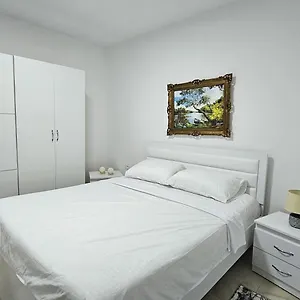 Albi Apartament Berat